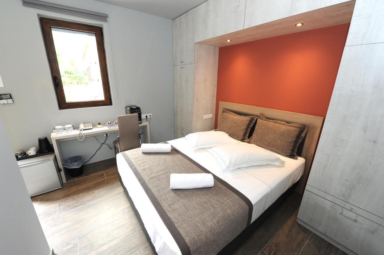 Camping & Bungalows Castle View Mystras Esterno foto