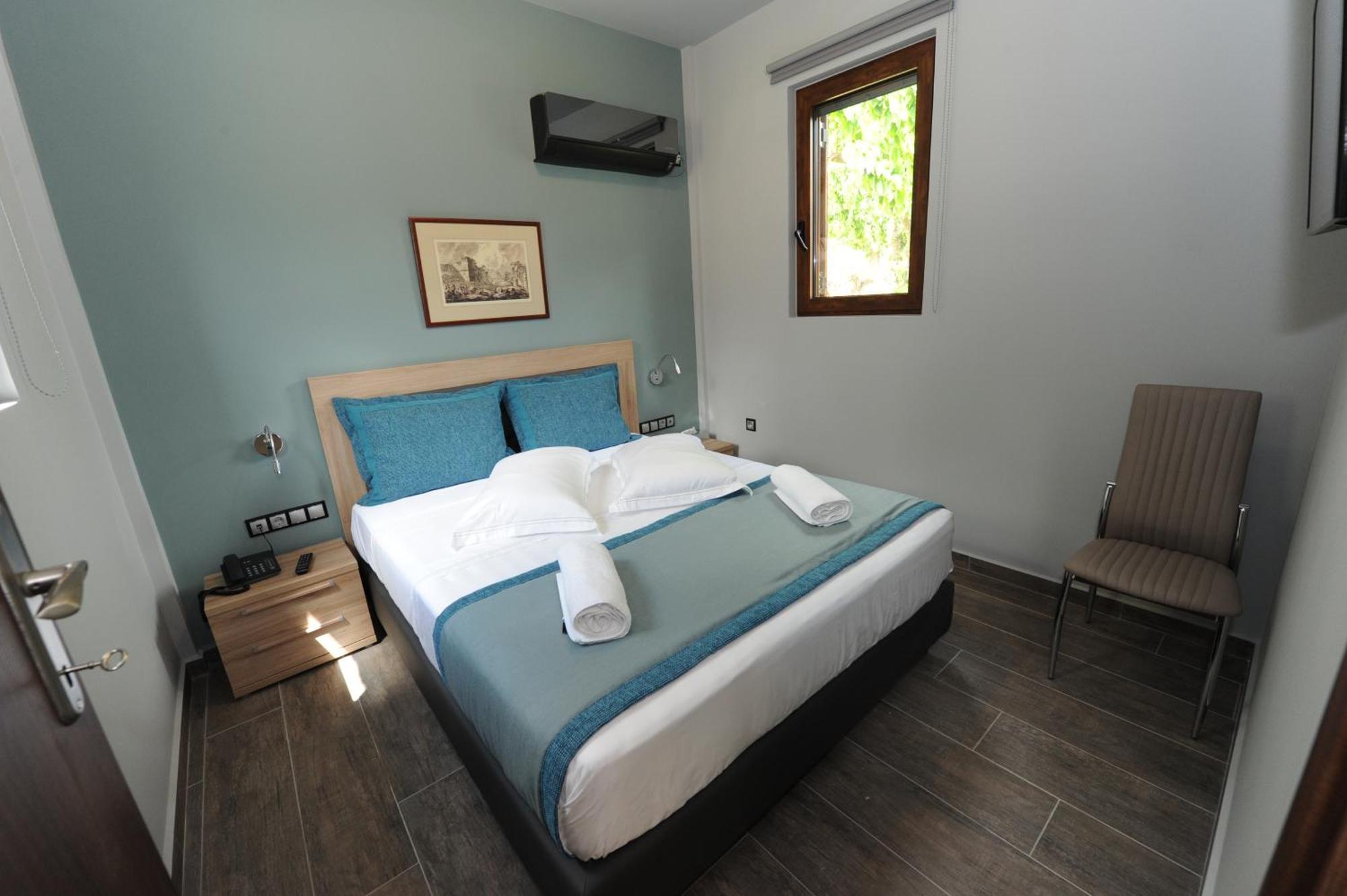 Camping & Bungalows Castle View Mystras Esterno foto