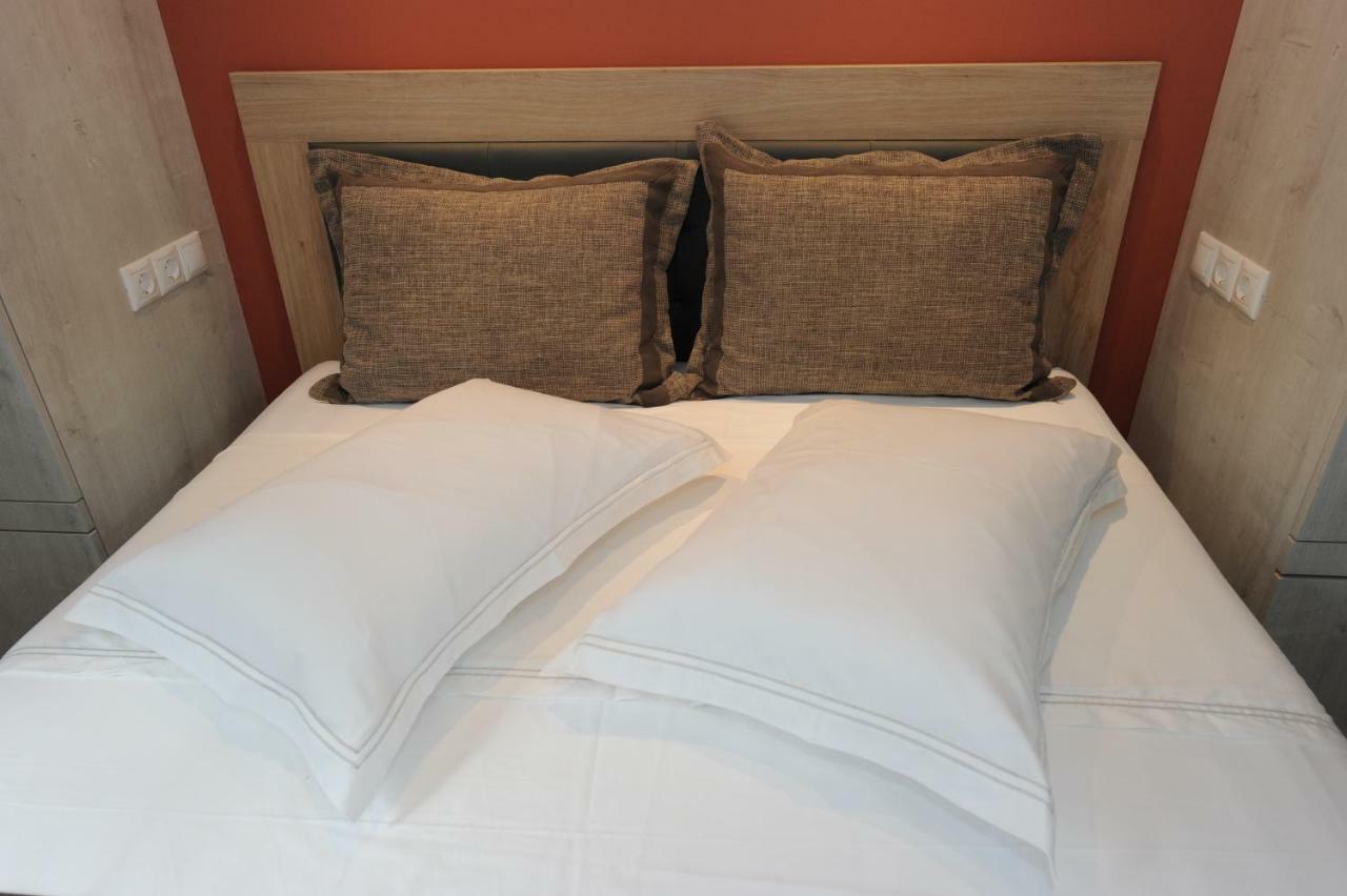Camping & Bungalows Castle View Mystras Esterno foto