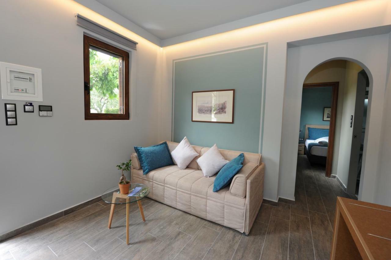 Camping & Bungalows Castle View Mystras Esterno foto