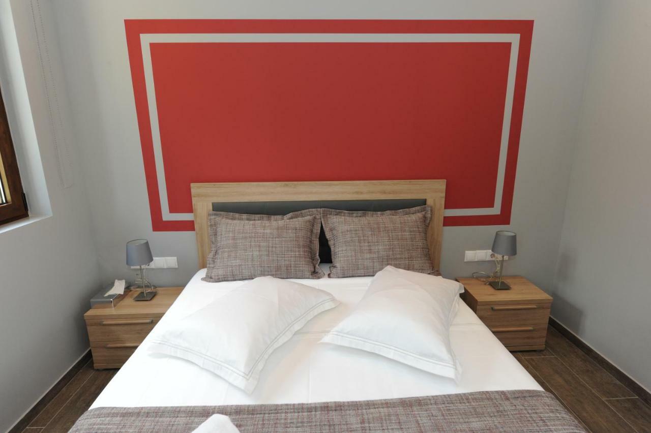 Camping & Bungalows Castle View Mystras Esterno foto
